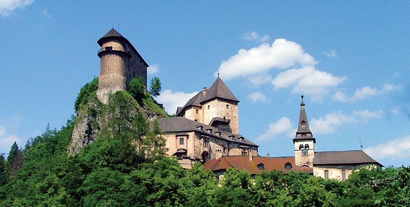 The view to the Orava castle.